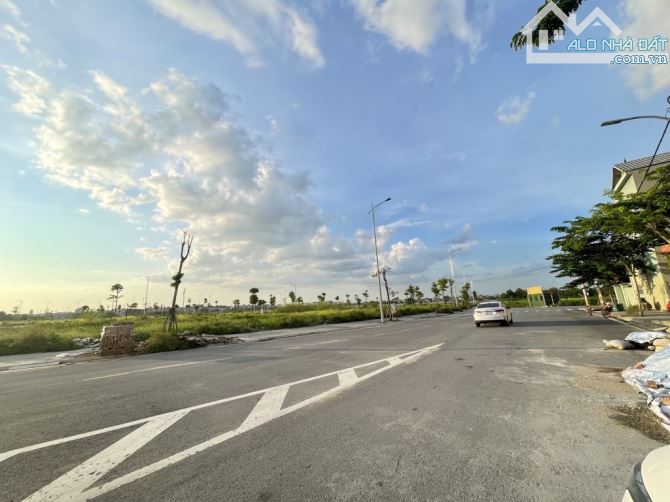 LỄ PHÁP TIÊN DƯƠNG- 🌈SIÊU PHẨM ĐẤT OTO TRÁNH PHÂN LÔ BÀN CỜ- SÁT KHU ĐẤU GIÁ- TỔ HỢP Y TẾ