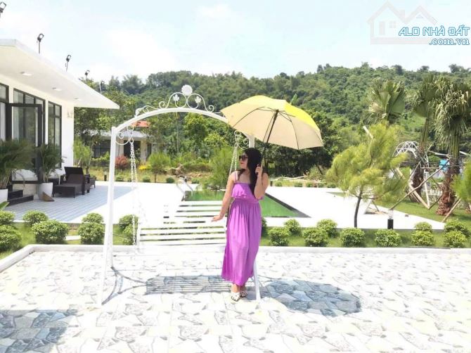 BÁN CẮN LỖ! Nhỉnh 4 tỷ! Sở hữu Biệt thự 385m2  Full nội thất và tiện ích + Bể Bơi