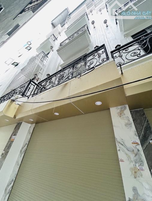 Bán nhà Khuyến Lương. Nhà mới - ô tô đỗ nhờ hàng xóm sát vách. Ngõ thông - hàng xóm Gamuda