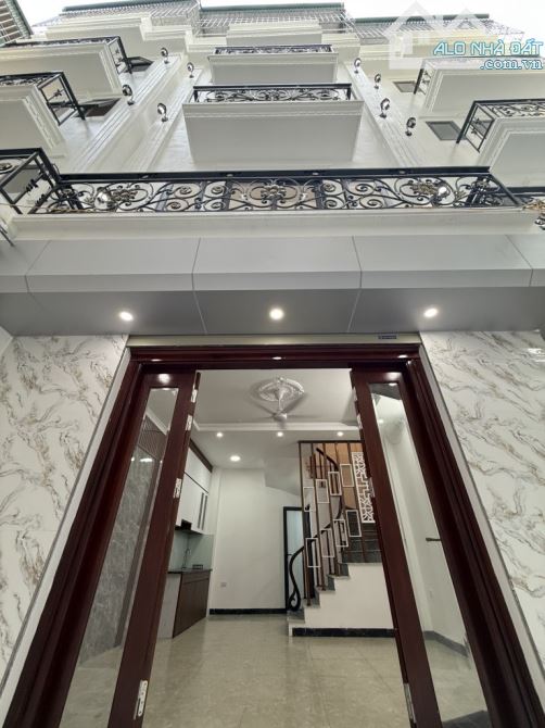 KIM GIANG – NHÀ ĐẸP MỚI – 35M² – 5 TẦNG – Ở NGAY