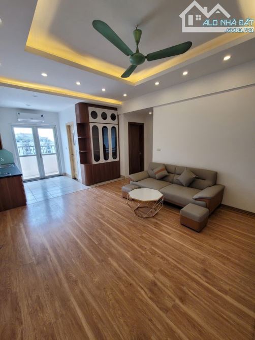 Bán căn hộ tầng trung tòa CT4 Xa La 54m2, 2PN, sổ đỏ, full NT đẹp, nhỉnh 3 tỷ