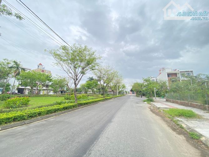 🏆Bán đất đường Đậu Quang Lĩnh, dt100m1 Gía 6.7 tỷ tl sập hầm view công viên