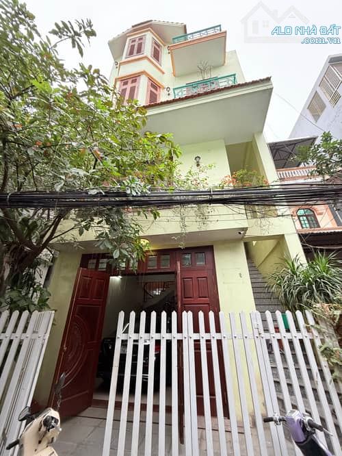 83m2 ôtô đỗ cửa mt 5m Phố An Dương Vương nhà 4 tầng
