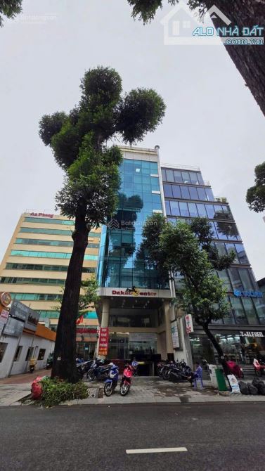 Siêu Hiếm - Tòa Nhà Ngay Lõi Trung Tâm Sài Gòn -ĐC 35 Mạc Đĩnh Chi (10x25m, 1 hầm 10 Tầng)