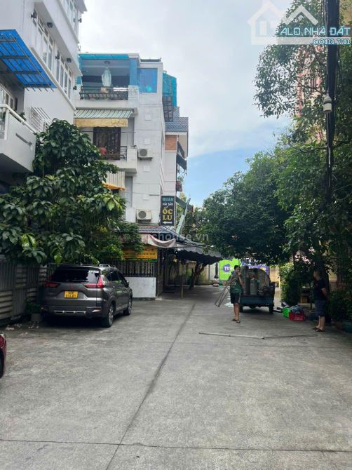NHÀ HẺM TÔ HIẾN THÀNH, Q10, DT: 92.5M2 (5X18.5), KC: TRỆT 3 LẦU, HĐT:40TR/T, GIÁ: 17.2 TỶ