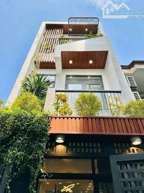 Sang Úc định cư, bán nhà 46m2 xây 3 tầng đường Trần Thị Cờ, Q12 giá 1tỷ990. Hẻm 8m.Sổ sẵn.