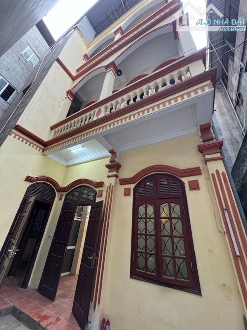 BÁN ĐẤT TẶNG NHÀ -VƯƠNG THỪA VŨ-THANH XUÂN-83M2-ÔTÔ ĐỖ CỔNG-DÒNG TIỀN CHO THUÊ-CHỈ 13.8 TỶ