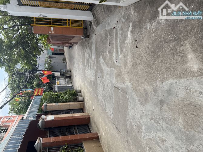 Cần bán nhanh lô đất kiệt  Dũng Sĩ Thanh Khê, cách trường ĐH Thể thao hơn 100m