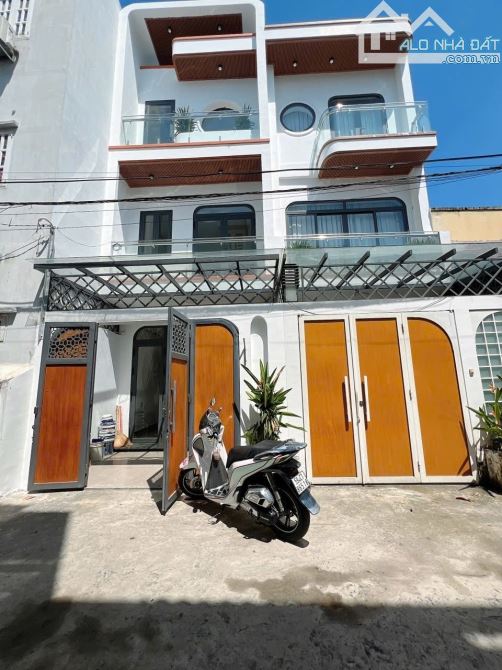 BÁN NHÀ 4 TẦNG – HẺM XE HƠI 5M – GẦN MẶT TIỀN NGUYỄN DUY TRINH  LONG TRƯỜNG THỦ ĐỨC
