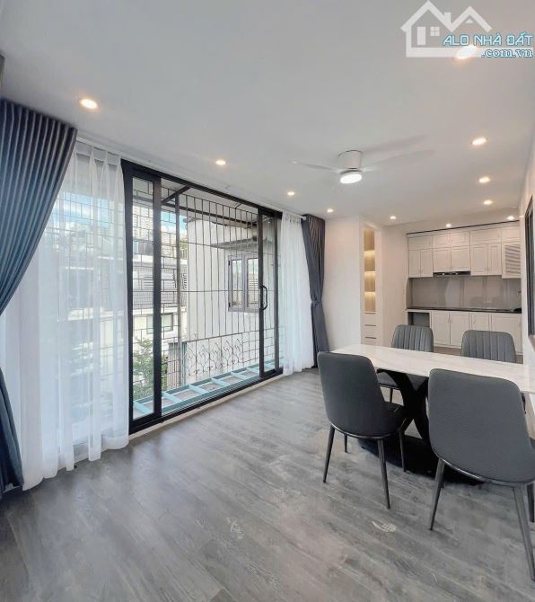💥💥TT Nguyễn Huy Tưởng 120m, 3PN, 2WC, Nội thất cực đẹp, 4.86 tỷ