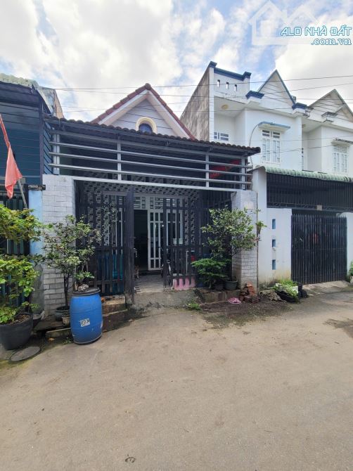 📌2.65 tỷ📌  Bán nhà cấp 4 gác lửng cách đường An Phú 20 chỉ 100m p.An Phú Tp.Thuận An