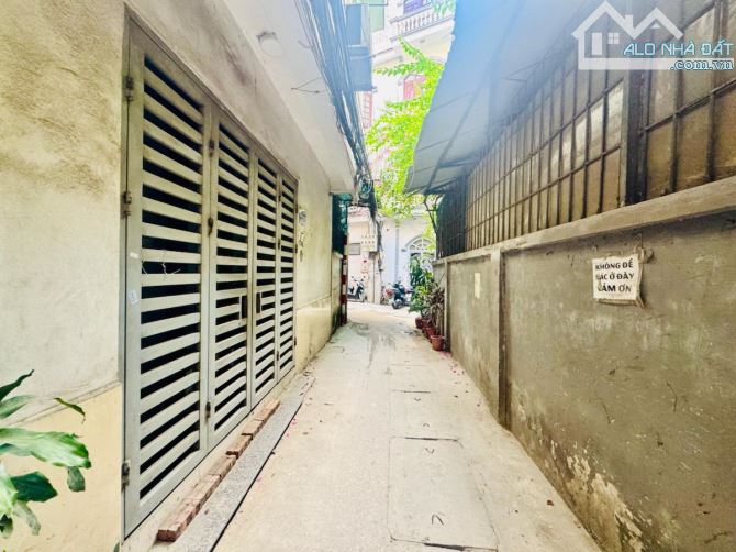 Bán nhà phố Quan Nhân, 33m2, 4 tầng, lô góc 2 mặt thoáng giá 3.5tỷ