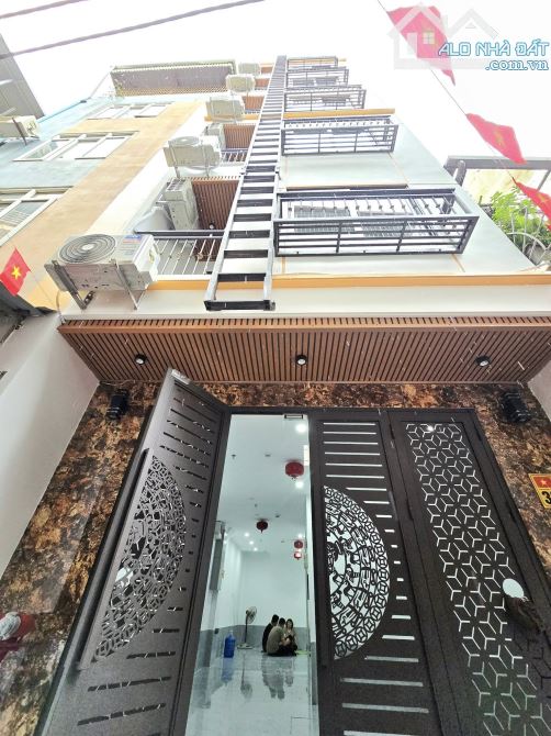 BÁN CCMN TRẦN CUNG 50M*6T*MT 4.2M NGÕ THÔNG, OTO ĐỖ CỬA, THANG MÁY, DT 60TR/TH - 16.3 TỶ