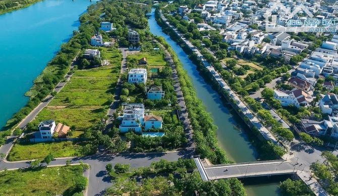 SIÊU VIP! BÁN ĐẤT 300M2 – 23,49 TỶ - MT THĂNG LONG - Q. CẨM LỆ