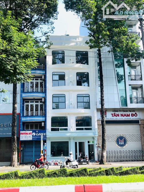 Siêu phẩm Mặt Tiền Đường Hồng Bàng Q5 ngang 7m Dài 19m 6 Tầng Giá 72 Tỷ giáp BV Chợ Rãy