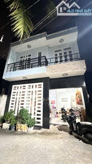 Nhà 2 tầng đường THẠNH XUÂN 52, phường THẠNH XUÂN, Q12, dt 105,7m2 (6,7mx16m), Hẻm Ôtô