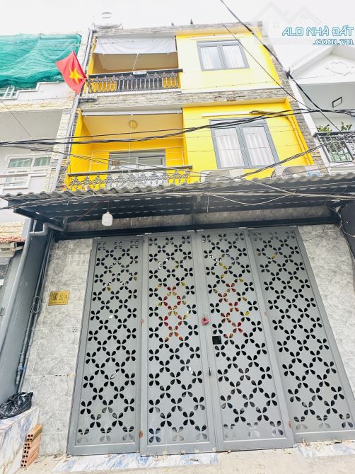 BÁN NHÀ PHỐ MỚI– HUỲNH TẤN PHÁT- NHÀ BÈ- HXH  4M- NGANG 5.5M- GIÁ HƠN 4 TỶ.