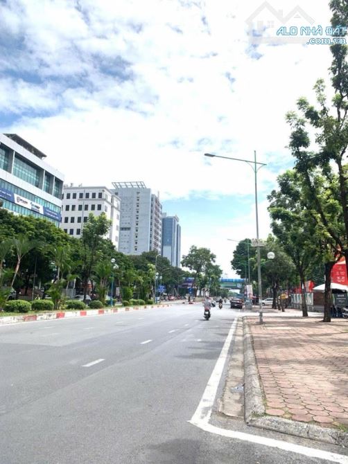 BÁN NHÀ MẶT PHỐ HOÀNG QUỐC VIỆT-55m2–5 TẦNG- GIÁ 37,5 TỶ