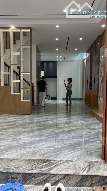 🏡💥 BÁN NHÀ - VÕ THỊ SÁU -  TRUNG TÂM QUẬN - THANG MÁY - NỞ HẬU - BA BƯỚC LÊN PHỐ CỔ - FU