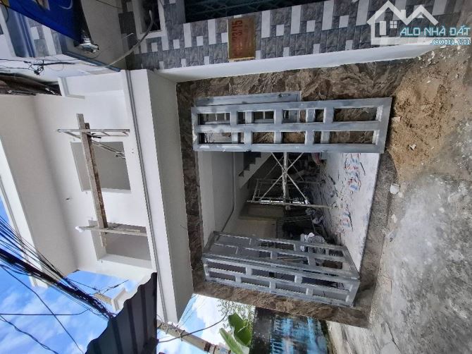 Hương lộ 2, Bình Trị Đông, Bình Tân. DT 4 x 8, 2 tầng. Giá 2,85 tỷ TL.