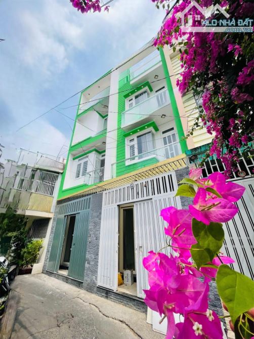 NHÀ ĐẸP Ở NGAY NGUYỄN BIỂU TTQ5 - 4 TẦNG - 50m2 - CÁCH MT 20m - GIÁ CHỈ 8.68 TỶ TL