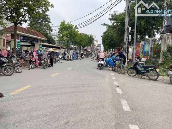 Bán nhà văn minh di trạch, mặt đường kinh doanh 3 ô tô tránh 62m nhỉnh 11 tỷ
