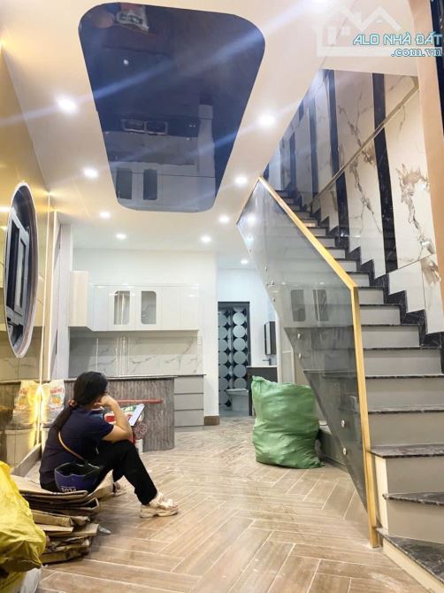 Nhỉnh 1tỷ8 TL_Bán nhà 1trệt 1lầu ngay đường Cách Mạng Tháng 8 Chợ B Hòa trường Lê Văn Tám