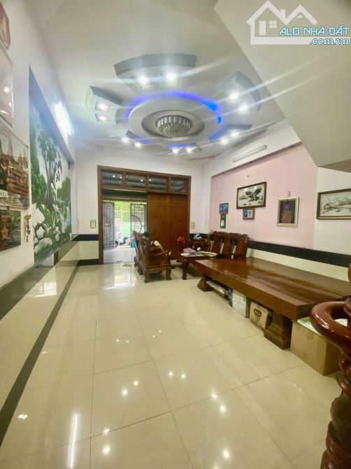 BÁN NHÀ DƯƠNG THỊ MƯỜI Q12 - 4 TẦNG 100M2 ( 5M X 20M) - HẺM 6M THÔNG - 5.97 TỶ