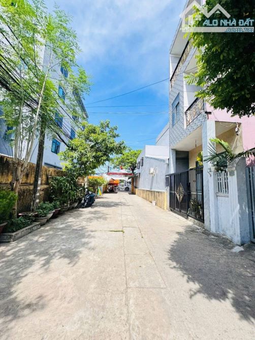 📌📌📌LÀM VIỆC TRỰC TIẾP GIÁ TỐT !!! Bán lô đất 2 Mk ô tô 241/ Trường Chin