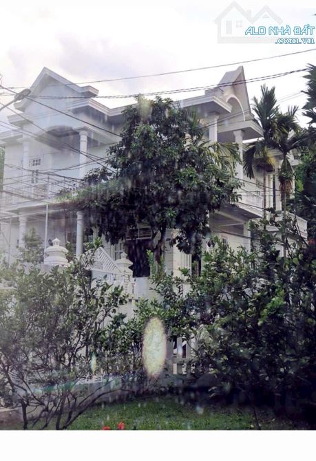🔥🔥 Bán Nhà Biệt thự Vườn 200m2 đường Trần Thái Tông ( ngang 12.4m ) 👉 5.490 tỉ