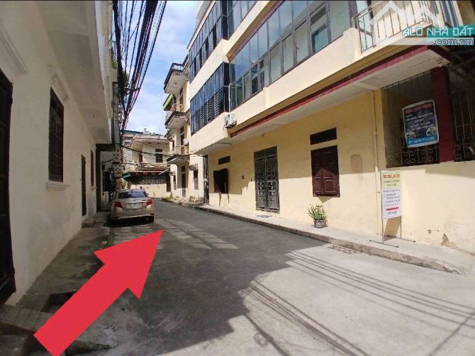 TẬP THỂ TẦNG 1 KINH DOANH-62M2-3,34 TỶ-2 NGỦ-ÔTÔ TRÁNH-HV CẢNH SÁT-VĂN TIẾN DŨNG