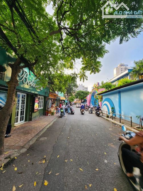 Siêu Phẩm TT Lô Góc phố Giảng Võ T1 65m - Ô tô tránh ,27tr/1th nhỉnh 5 tỷ