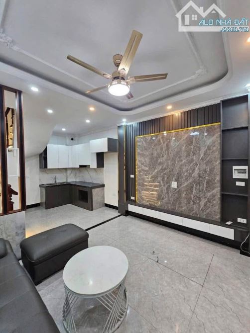 ✨ TÂY MỖ – 34m² – 10M Ô TÔ TRÁNH – GẦN HỒ, BÃI GỬI XE – 6.1 TỶ ✨