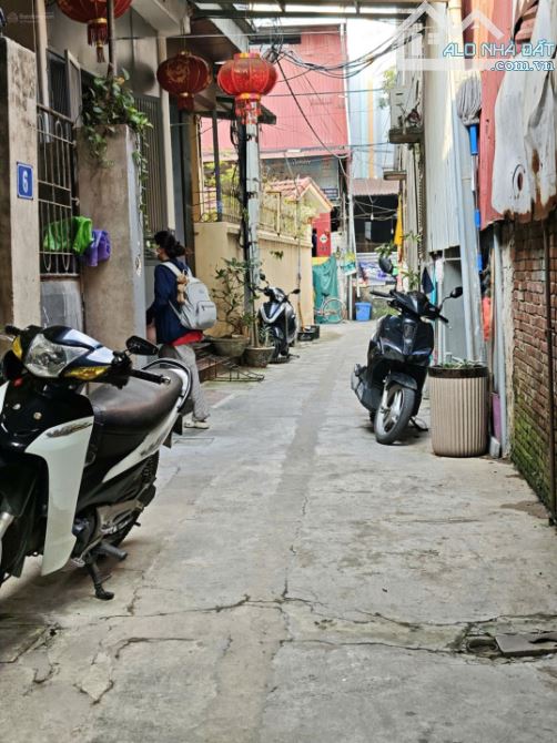 Bán đất Thạch Bích cách QL 21B chỉ 100m