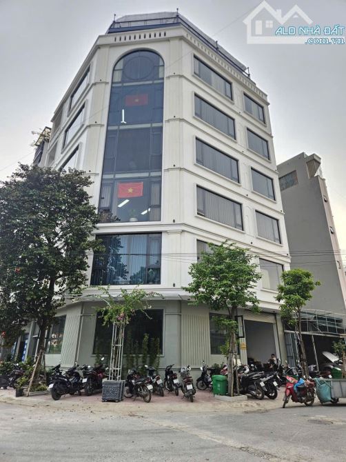 LÔ GÓC SIÊU ĐẸP - MỚI- HÀNG XÓM HIMLAM VẠN PHÚC-7 TẦNG THANG MÁY-23TỶ