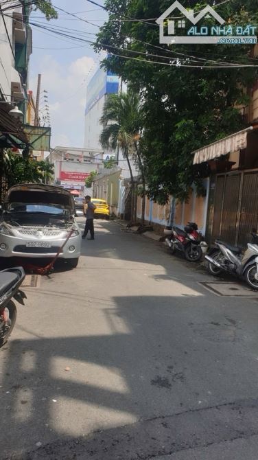 BÁN GẤP NHÀ HẺM XE HƠI 7M LUỸ BÁN BÍCH , 64M2 , 4 x 16 , 4 TẦNG , 5PN . GIÁ NHỈNH 8TỶ