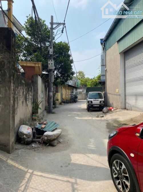 Cần bán 41.6m2 trung tâm chợ Tam Hưng