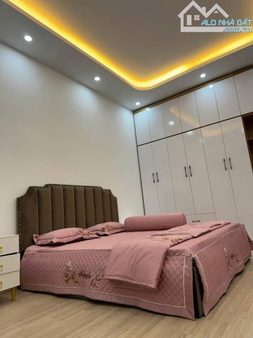 Bán đất phân lô vỉa hè Vạn Phúc, lô góc 2 mặt tiền, đường ô tô tránh DT 50m2 x 5m MT