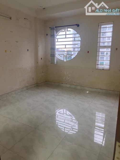 NHÀ TRUNG TÂM P14, QUẬN 10, DT: 8x14m, 6 TẦNG, HĐT:130tr, GIÁ 45tỷ