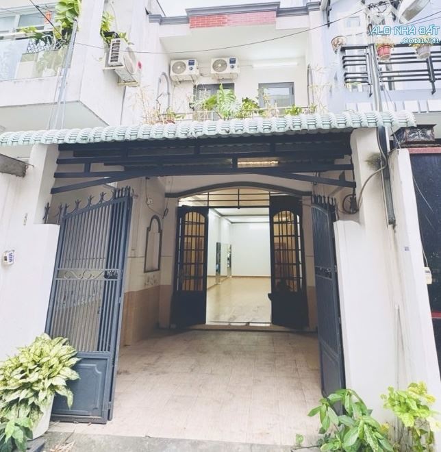 BÁN GẤP NHÀ HẺM XE HƠI LUỸ BÁN BÍCH , 78M2 , 3,9 x 20 , 2 TẦNG , 3PN . GIÁ NHỈNH 7TỶ