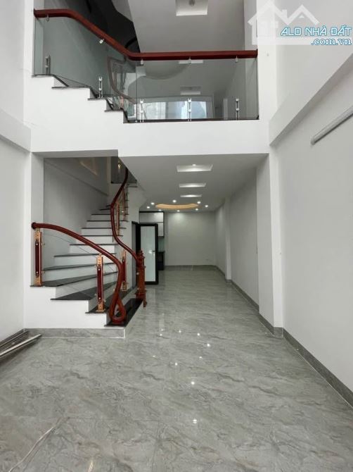 🏡 TÂY MỖ-SÁT VINCOM VINSMART CITY – 39M² – NHÀ MỚI 5 TẦNG – 15M RA Ô TÔ – NHỈNH 7 TỶ