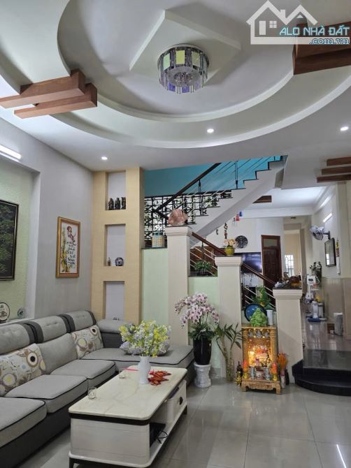 GẤP! NHÀ 2 TẦNG MỚI ĐẸP MẶT TIỀN 605 TT HOÀ TIẾN - Ở SƯỚNG, KINH DOANH ĐỈNH. NHỈNH 6 TỶ.