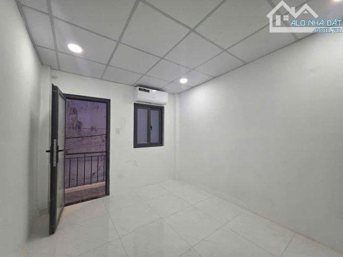 Bán nhà 2 tầng phường Tân Thuận Tây; DTSD 60m2; hẻm 1/ thẳng 1 trục; không ngập nước