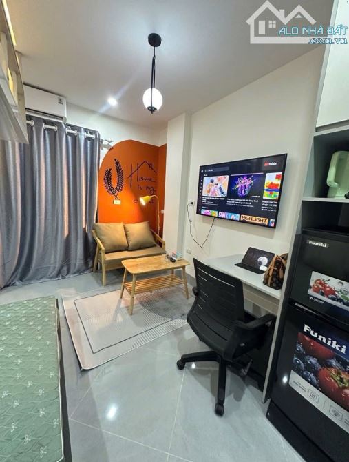 Bán tòa nhà căn hộ dịch vụ CCMN dân xây hiếm hoi,