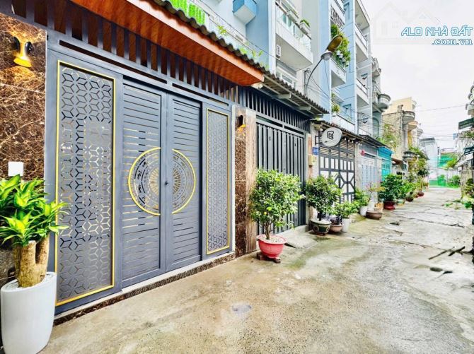 Nhà 4 Lầu , Phạm Văn Chiêu, 4.1m  * 18m , P9, Gò Vấp .
