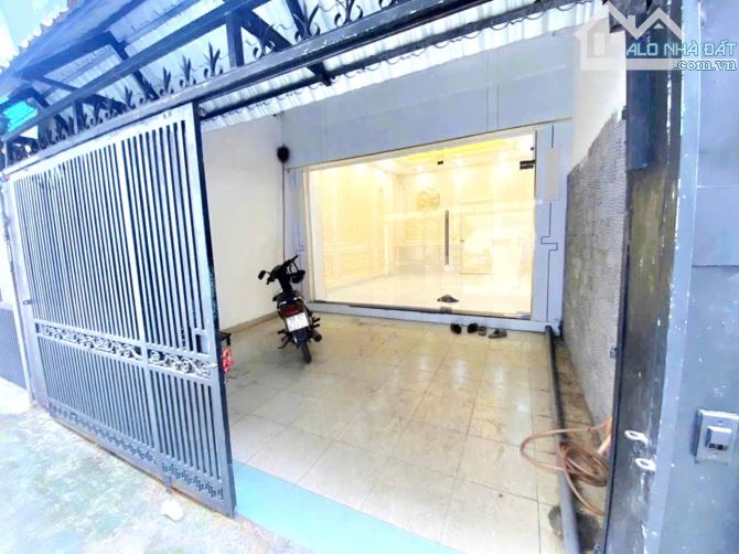 10 triệu❌️ 4,5x13m - Sân để xe Nhà thuê Gò Vấp 4PN❌️ Hẻm 911 Quang Trung P14