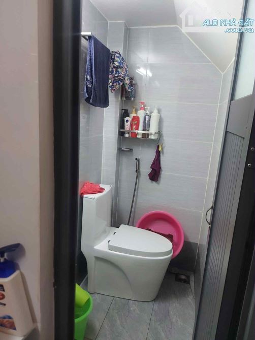 🇻🇳Quận 10,Cách Mạng Tháng 8 🇻🇳 🔥23/30m2🔥,🩸3 tầng🩸, 🧨DT:ngang 4mx dài 6m🧨, 🔥giá: - 10