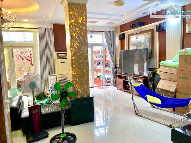 PHAN VĂN TRỊ, KHU KINH DOANH PHÂN LÔ QUÂN ĐỘI, 8M x 16M, 3 TẦNG, ĐƯỜNG 8M CÓ VỈA, 18 TỶ 5 - 10