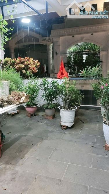 🏠 CẦN BÁN NHÀ CHÍNH CHỦ - GIÁ TỐT NHẤT KHU VỰC BÌNH TÂN📍 Diện tích: 4x15m - 10