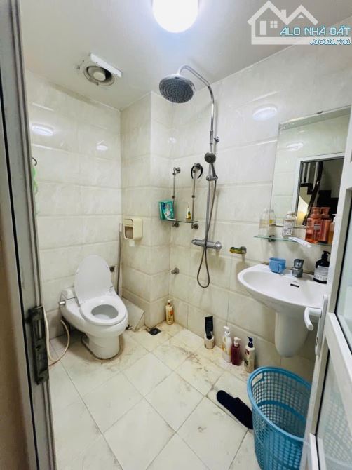 150tr/m2 Căn 55m2 Trung Tâm Q.Hoàn Kiếm – Gần Hồ Gươm – 3 Tầng Nhà Đẹp SĐCC 8,3 Tỷ ( có tl - 10